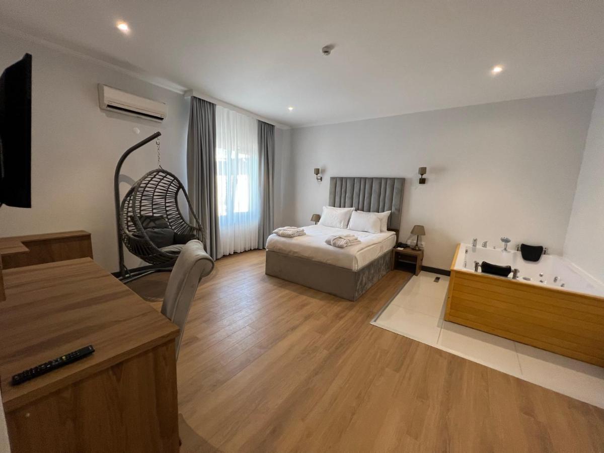 Lake Life Hotel İznik Екстериор снимка